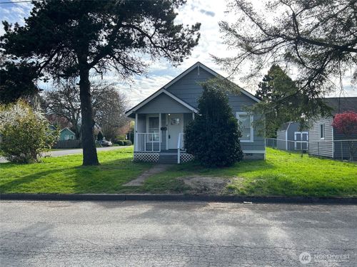 1012 S 7th Ave, Kelso, WA, 98626-2400 | Card Image