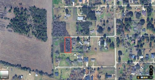 611 Fernwood St, Prairie View, TX, 77484-7998 | Card Image