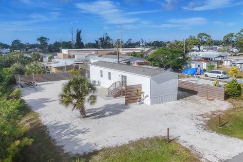 3230 Smith St, ENGLEWOOD, FL, 34224-9027 | Card Image