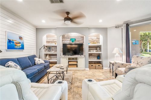 apt-j101-5020 Fairways Cir, VERO BEACH, FL, 32967-7397 | Card Image