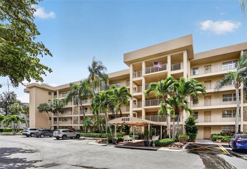 105-4030 W Palm Aire Dr, Pompano Beach, FL, 33069 | Card Image