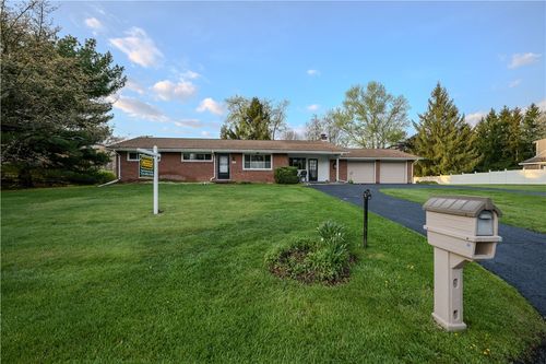 103 Taylor Ave, Beaver Falls, PA, 15010-1441 | Card Image