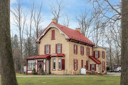 1 Jessie St, Ripley, ON, N0G2R0 | Card Image