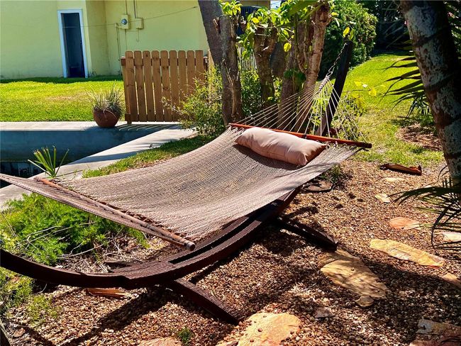 530 59 Th Ave, House other with 2 bedrooms, 2 bathrooms and null parking in ST PETE BEACH FL | Image 10