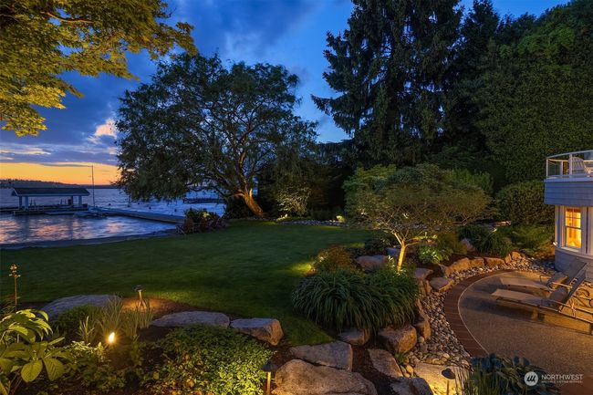 9015 Ne 47 Th St, House other with 5 bedrooms, 6 bathrooms and 4 parking in Yarrow Point WA | Image 38