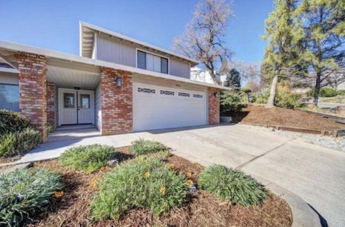 3701 Cal Ore Dr, Redding, CA, 96001-2233 | Card Image