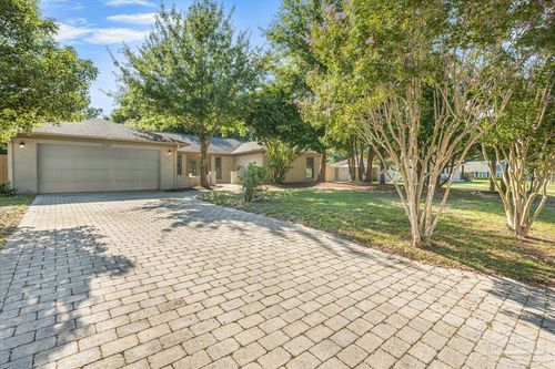 4165 Monteigne Dr, Pensacola, FL, 32504-4403 | Card Image