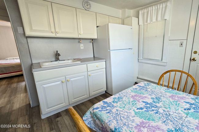 113 New Brunswick Ave, Home with 6 bedrooms, 3 bathrooms and null parking in Lavallette NJ | Image 13