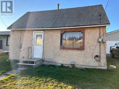 7046 18 Ave, House other with 1 bedrooms, 1 bathrooms and 2 parking in Coleman AB | Image 1