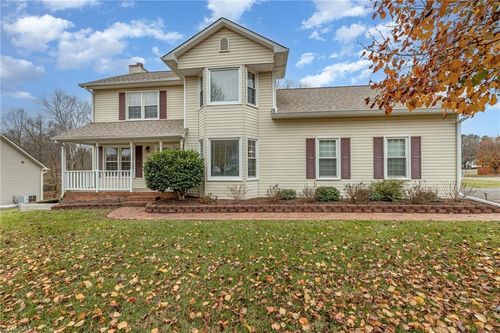 228 Creeksedge Ct, Winston Salem, NC, 27105-1459 | Card Image