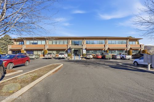 ste-201-3911 Castlevale Rd, Yakima, WA, 98902-7807 | Card Image