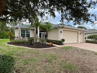 5435 Layton Drive, House other with 4 bedrooms, 3 bathrooms and null parking in Venice FL | Image 3