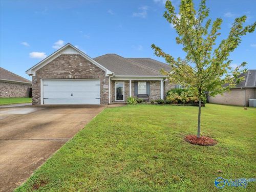 29091 Amy Cir, Ardmore, AL, 35739-7877 | Card Image