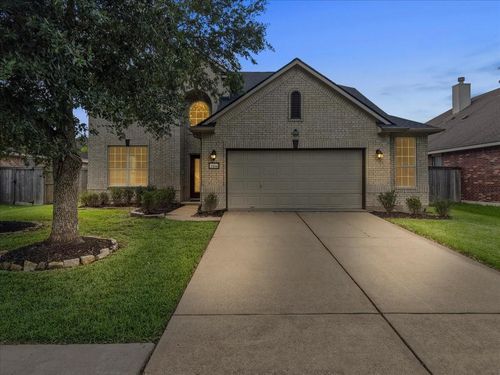 2506 Shady Falls Ln, Pearland, TX, 77584-3383 | Card Image