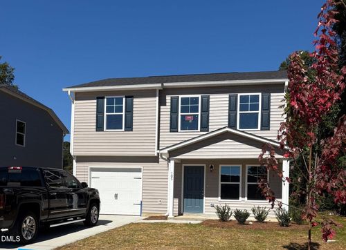 105 W Highland Ave, Kinston, NC, 28501-2817 | Card Image