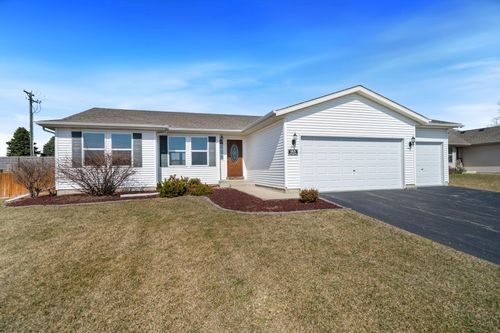 6928 Tupelo Road, Loves Park, IL, 61111 | Card Image