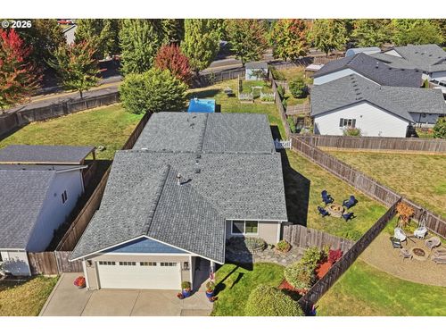 901 Se 6th Ct, Battle Ground, WA, 98604-8917 | Card Image