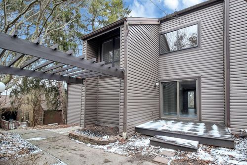 695 Tall Oaks Dr, Newark, OH, 43055-1679 | Card Image