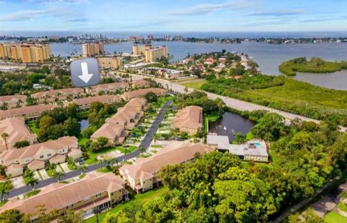 11246 Kapok Grand Cir, MADEIRA BEACH, FL, 33708-3016 | Card Image