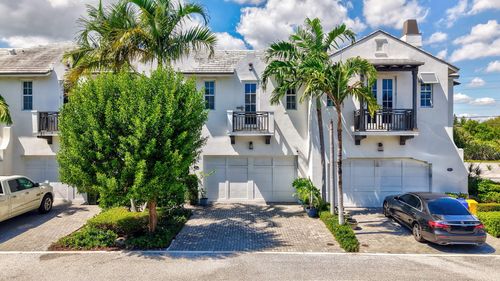 910 Hamilton Ln, Delray Beach, FL, 33483-5100 | Card Image