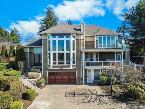 4304 120th Avenue Se, Bellevue, WA, 98006 | Card Image