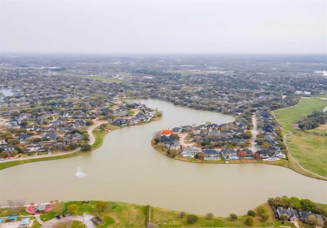 2426 Hanston Ct, House other with 4 bedrooms, 3 bathrooms and 2 parking in Pearland TX | Image 29