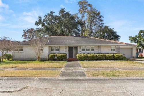162 Linda Ct, Gretna, LA, 70053-4956 | Card Image