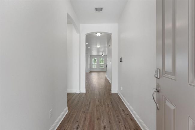 10091 Black Maple Dr, House other with 5 bedrooms, 5 bathrooms and 2 parking in Conroe TX | Image 4
