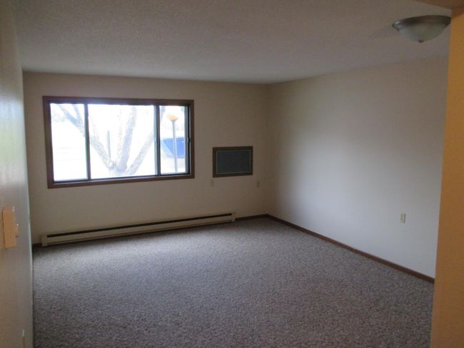 Living Room | Image 4