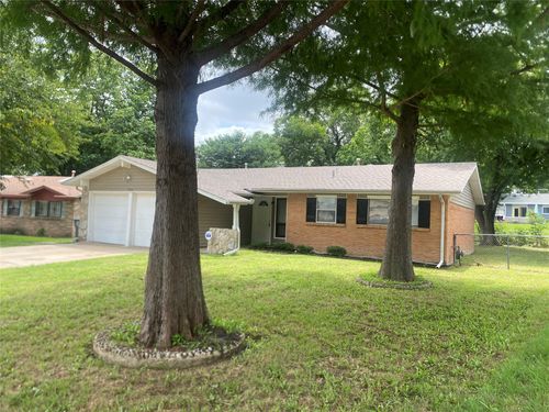 7924 Silverdale Dr, Dallas, TX, 75232-4824 | Card Image