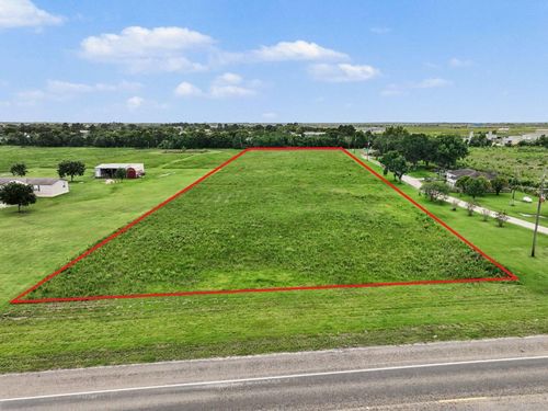 04 Hwy 61, Anahuac, TX, 77514 | Card Image