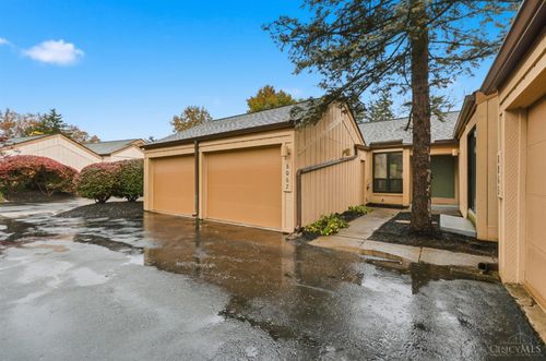 8067 Timbertree Way, West Chester, OH, 45069-1607 | Card Image