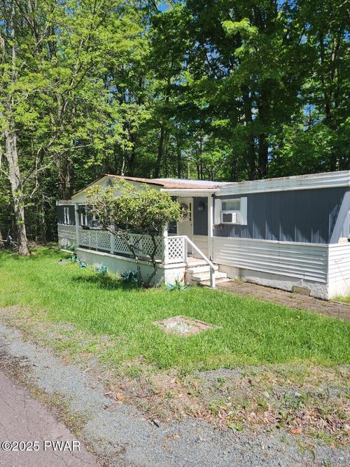100 S Granite Dr, Greentown, PA, 18426-3010 | Card Image