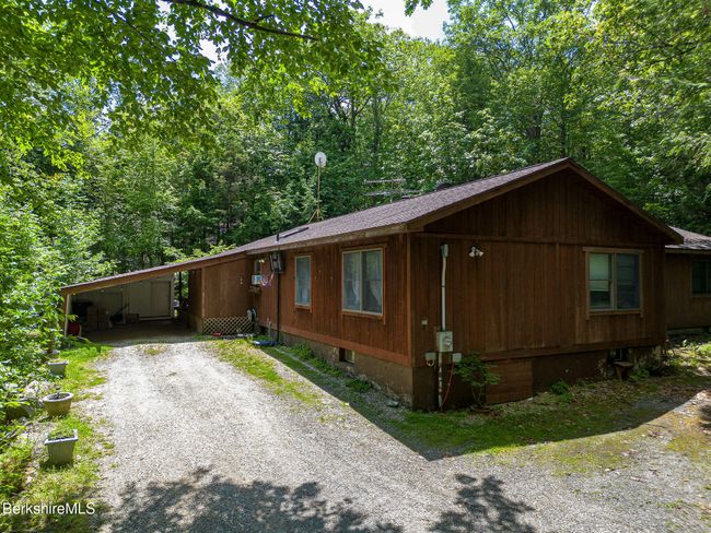 305 Shadow Ln, House other with 3 bedrooms, 3 bathrooms and null parking in Sandisfield MA | Image 31