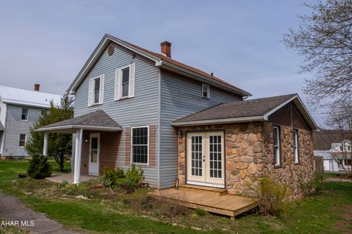 1006 Maple St, Williamsburg, PA, 16693-1338 | Card Image