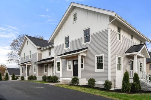 b-63 Oak St, Wellesley, MA, 02482-4722 | Card Image