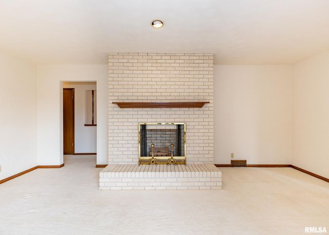9721 234 Th St N, House other with 3 bedrooms, 2 bathrooms and null parking in Port Byron IL | Image 10