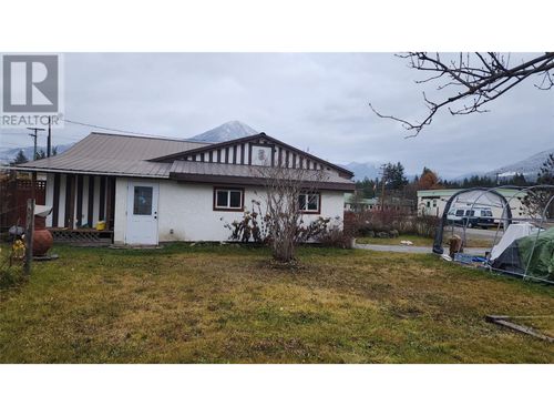 312 7th Ave Nw, Nakusp, BC, V0G1R1 | Card Image