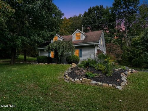 203 Hoover Ln, DUNCANSVILLE, PA, 16635-6811 | Card Image