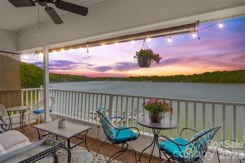 11-7340 Lakefront Dr, Charlotte, NC, 28278-6540 | Card Image