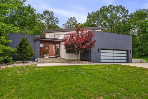4717 Canaan Lake Cir, Kansas City, KS, 66109-3839 | Card Image