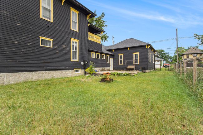 390 W Muskegon Ave, House other with 5 bedrooms, 4 bathrooms and null parking in Muskegon MI | Image 35