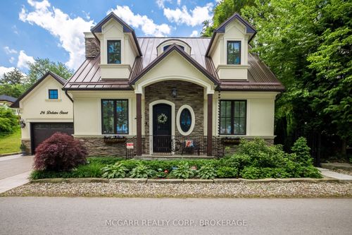 26 Delater St, Niagara on the Lake, ON, L0S1J0 | Card Image