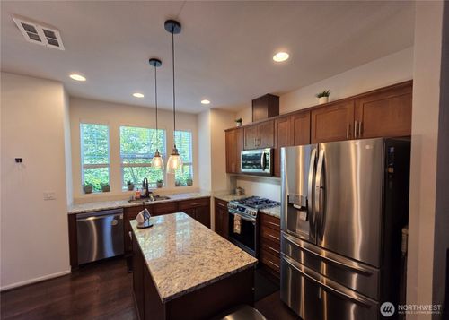 11004 20th Dr Se, Everett, WA, 98208-5241 | Card Image