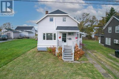 3357 Wood Ave, House other with 3 bedrooms, 2 bathrooms and null parking in New Waterford NS | Image 1