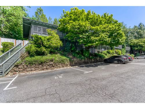 7-1045 Sw Bertha Blvd, Portland, OR, 97219-2077 | Card Image