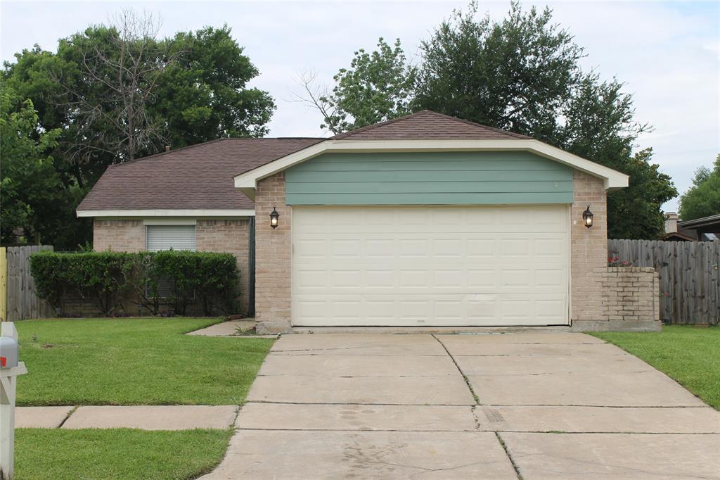 Westedge Dr, Sugar Land, TX 77498