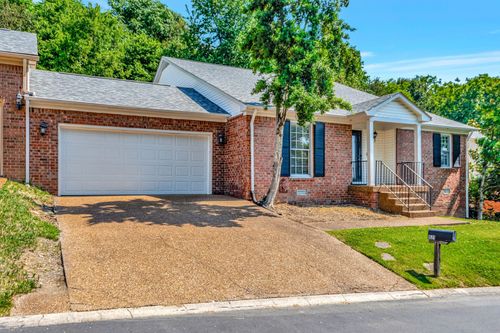 1521 Mooreland Blvd, Brentwood, TN, 37027-7945 | Card Image