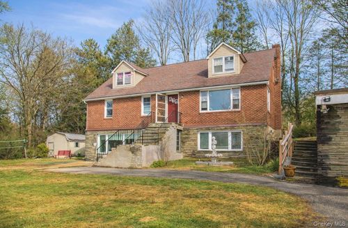 1 Faro Ln, Clintondale, NY, 12515-5142 | Card Image