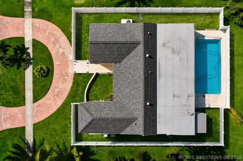 3925 Nw 35th Ave, Lauderdale Lakes, FL, 33309-4836 | Card Image